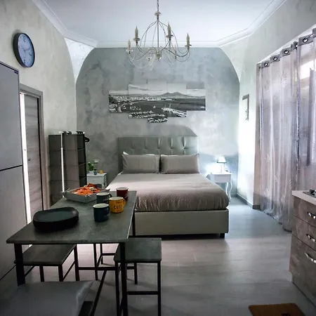 La Casetta Di Lulu * Naples